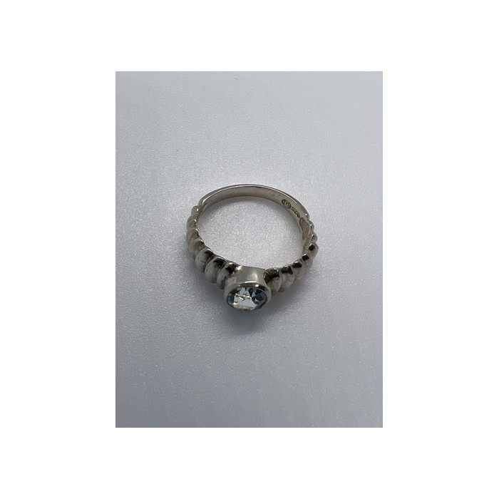 925 Sterling Silver & Blue Topaz Ring Size 5