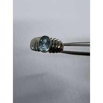 925 Sterling Silver & Blue Topaz Ring Size 5