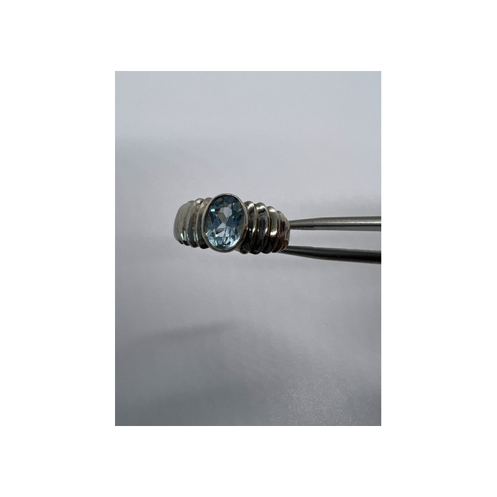 925 Sterling Silver & Blue Topaz Ring Size 5