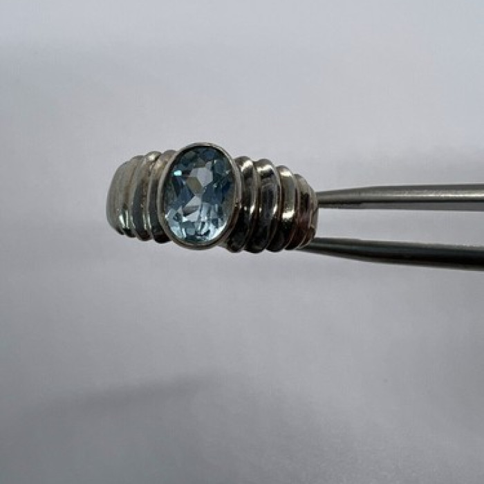 925 Sterling Silver & Blue Topaz Ring Size 5