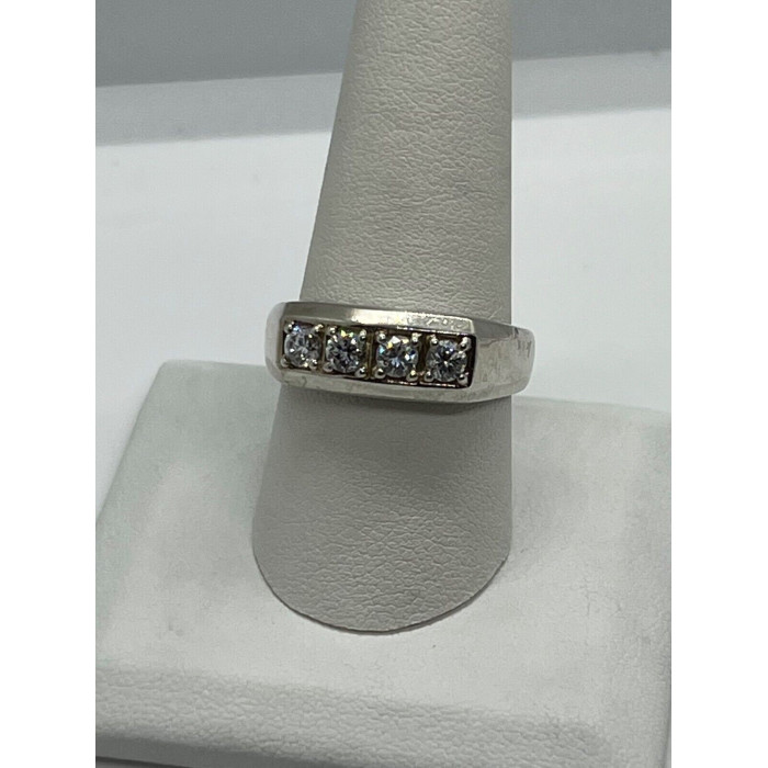 925 Sterling Silver CZ Ring Size 9