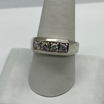 925 Sterling Silver CZ Ring Size 9