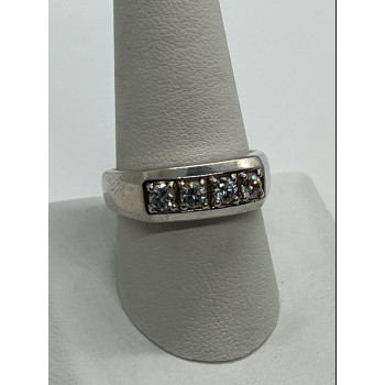 925 Sterling Silver CZ Ring Size 9