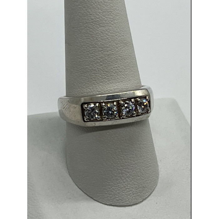 925 Sterling Silver CZ Ring Size 9