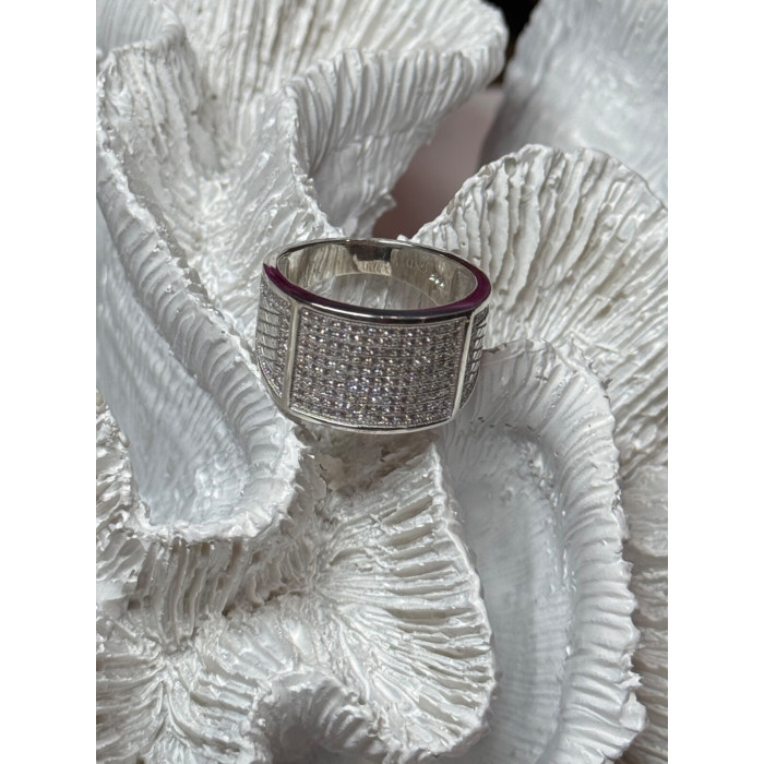 925 Sterling Silver Diamonds Ring Size 8.5