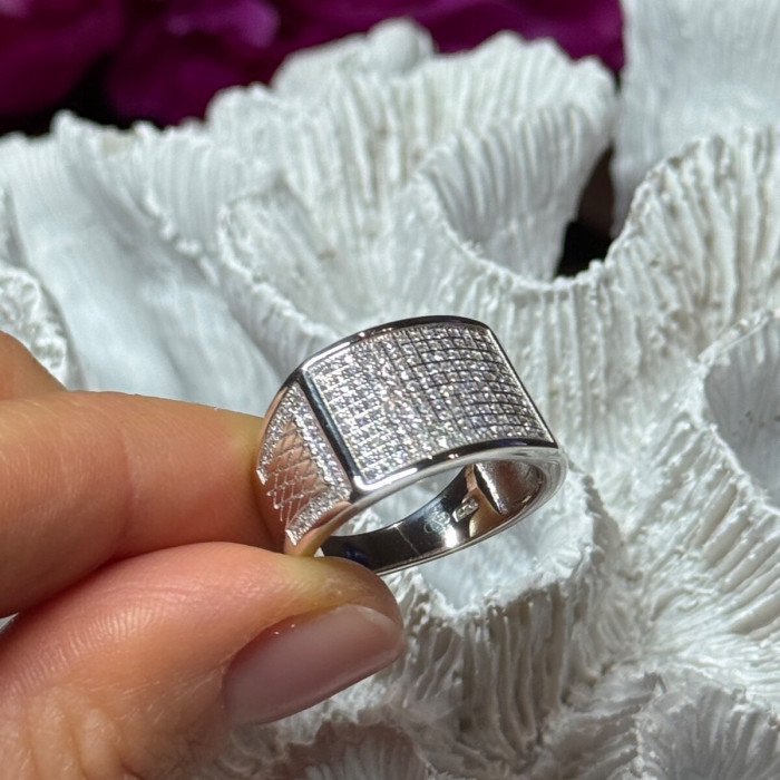 925 Sterling Silver Diamonds Ring Size 8.5