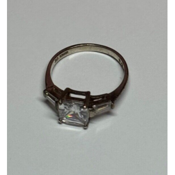 925 Sterling Silver CZ Ring Size 7
