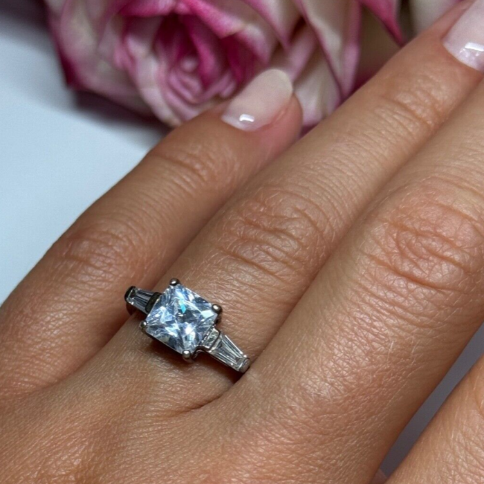 925 Sterling Silver CZ Ring Size 7