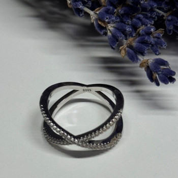 925 Sterling Silver CZ Ring Size 8.5