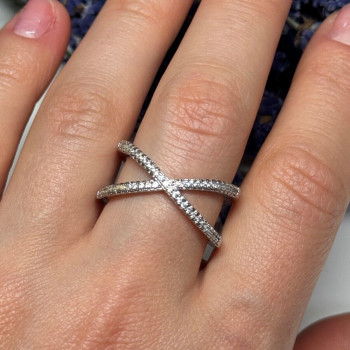925 Sterling Silver CZ Ring Size 8.5