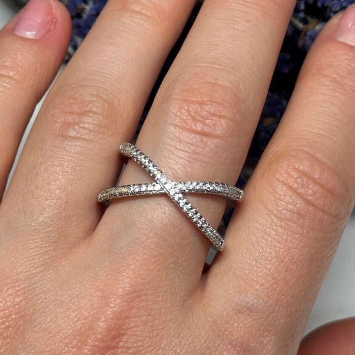 925 Sterling Silver CZ Ring Size 8.5