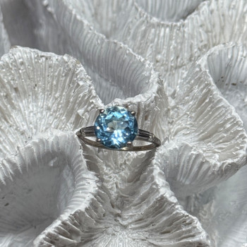 925 Sterling Silver Topaz & Beryl Ring Size 6