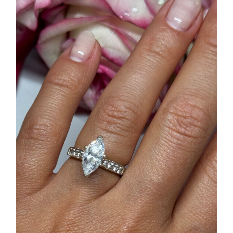 925 Sterling Silver CZ Ring Size 5.5