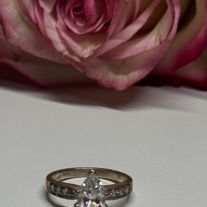 925 Sterling Silver CZ Ring Size 5.5