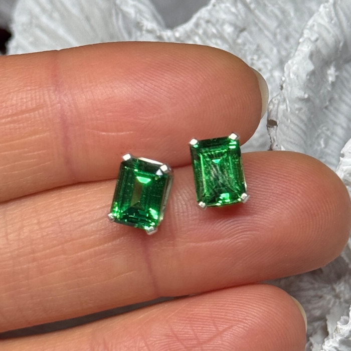 925 Sterling Silver Green Peridot Earrings Length 8 Mm
