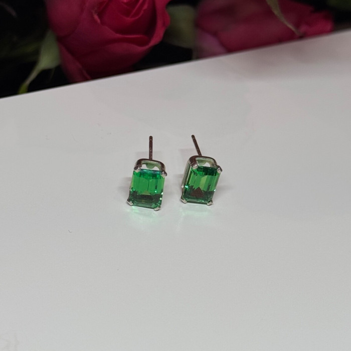 925 Sterling Silver Green Peridot Earrings Length 8 Mm