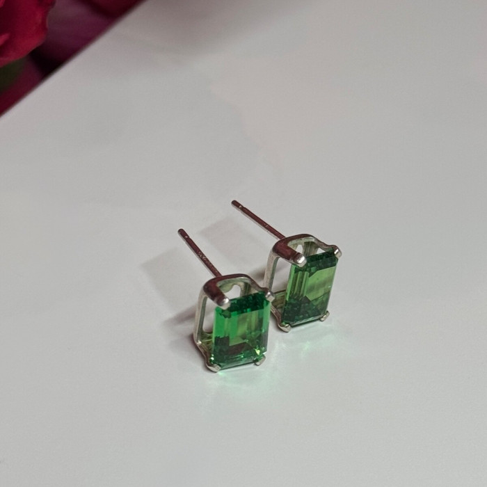 925 Sterling Silver Green Peridot Earrings Length 8 Mm