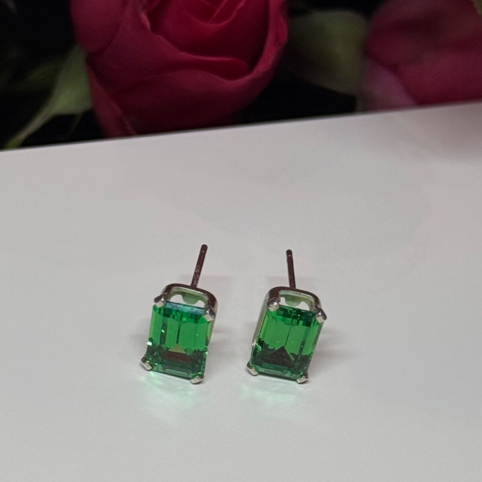 925 Sterling Silver Green Peridot Earrings Length 8 Mm