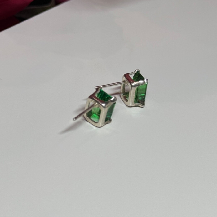 925 Sterling Silver Green Peridot Earrings Length 8 Mm