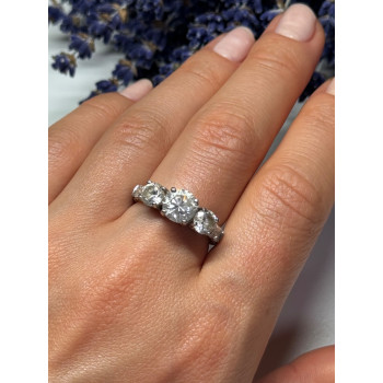 925 Sterling Silver CZ Ring Size 7.5