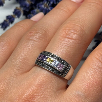 Vintage 925 Sterling Silver Tourmalines & Marcasite Ring Size 8
