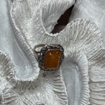 925 Sterling Silver Amber Ring Size 5