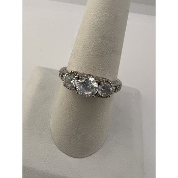 925 Sterling Silver & CZ Ring Size 8.5