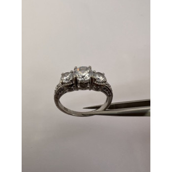 925 Sterling Silver & CZ Ring Size 8.5