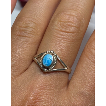 925 Sterling Silver Turquoise Ring Size 8