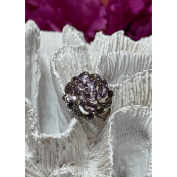 925 Sterling Silver Amethyst & Marcasite Ring Size 5