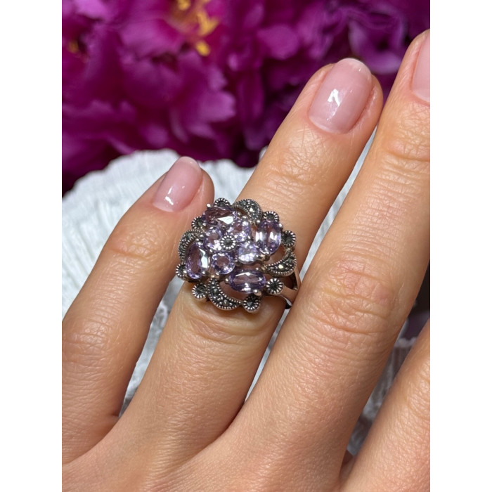 925 Sterling Silver Amethyst & Marcasite Ring Size 5