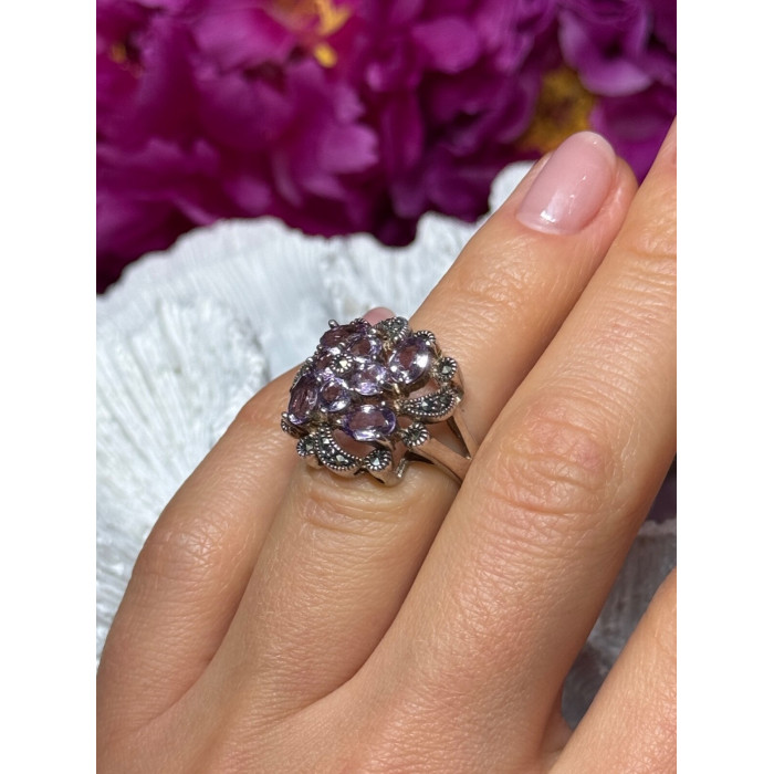 925 Sterling Silver Amethyst & Marcasite Ring Size 5