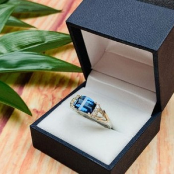 925 Sterling Silver Spinel & CZ Ring Size 9