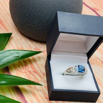 925 Sterling Silver Spinel & CZ Ring Size 9