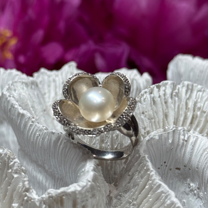 925 Sterling Silver Pearl & White Sapphire 