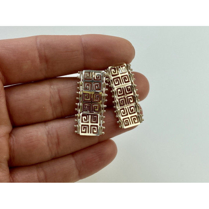 925 Sterling Silver Stud Earrings