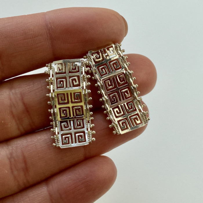 925 Sterling Silver Stud Earrings