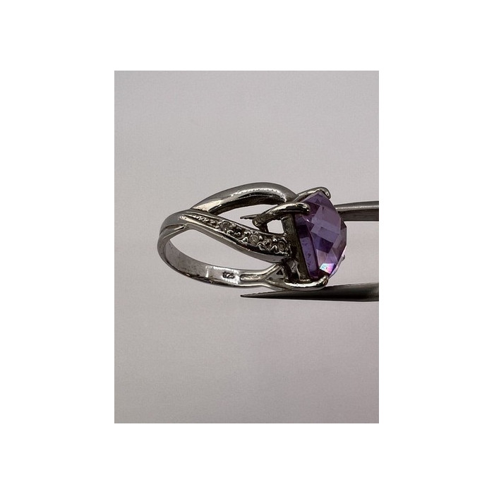 925 Sterling Silver Purple CZ Ring Size 6.5