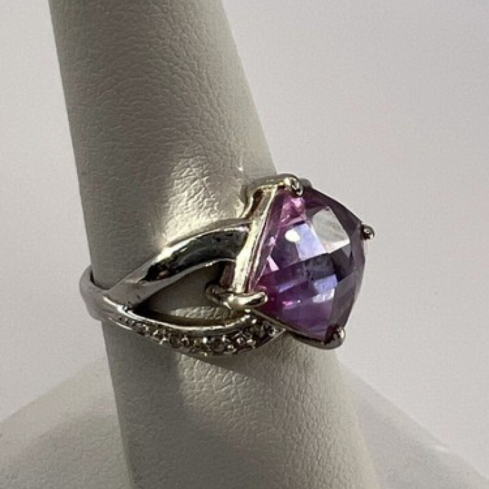 925 Sterling Silver Purple CZ Ring Size 6.5