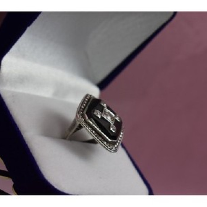 925 Sterling Silver Black Jade, Colorless Sapphire & Marcasite Ring Size 5.5