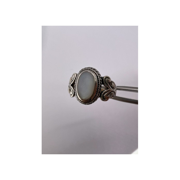 925 STERLING SILVER MOTHER OF PEARL RING SIZE 6