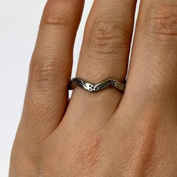 Vintage 925 Sterling Silver Ring Size 8