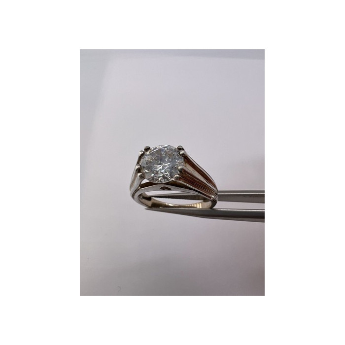 925 Sterling Silver & CZ Ring Size 6.5
