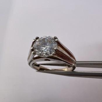 925 Sterling Silver & CZ Ring Size 6.5
