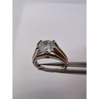 925 Sterling Silver & CZ Ring Size 6.5
