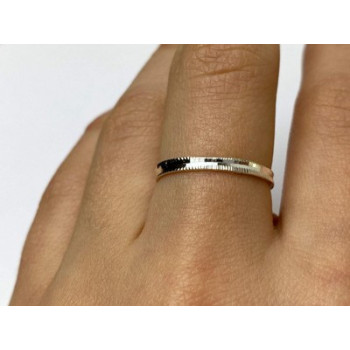 925 Sterling Silver Band Ring Size 8.5 Italy