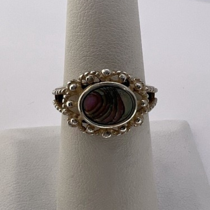 925 Sterling Silver Mother of Pearl Ring Size  6.5