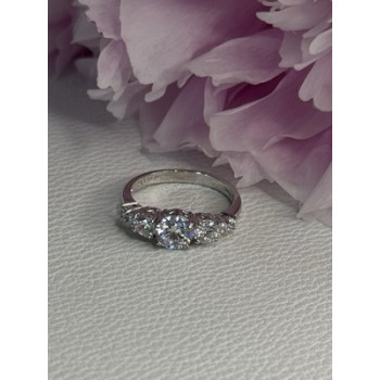 Shiny 925 Sterling Silver CZ Ring Size 7