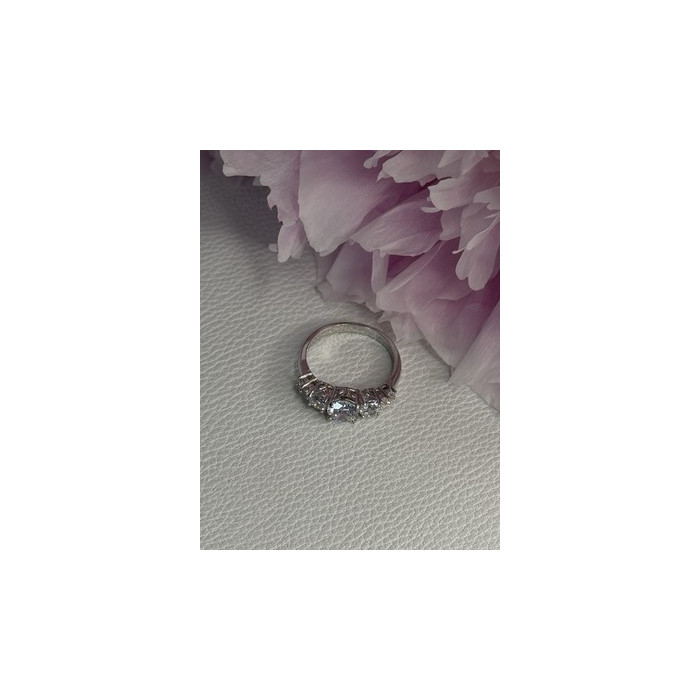 Shiny 925 Sterling Silver CZ Ring Size 7