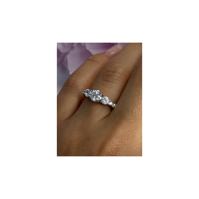 Shiny 925 Sterling Silver CZ Ring Size 7